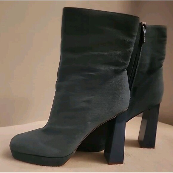 Cape Robbin Trudy Boot Size 8 1/2 Blue Denim Chunky Heel Mid-calf Square Toe Zip - Picture 9 of 13